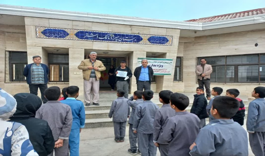 توقیف یک دستگاه تریلر حامل ریشه شیرین بیان غیر مجاز در استان اردبیل 