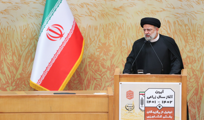 غرس یک میلیارد نهال برای جبران خسارات منابع طبیعی، مهم و قابل تحقق است 