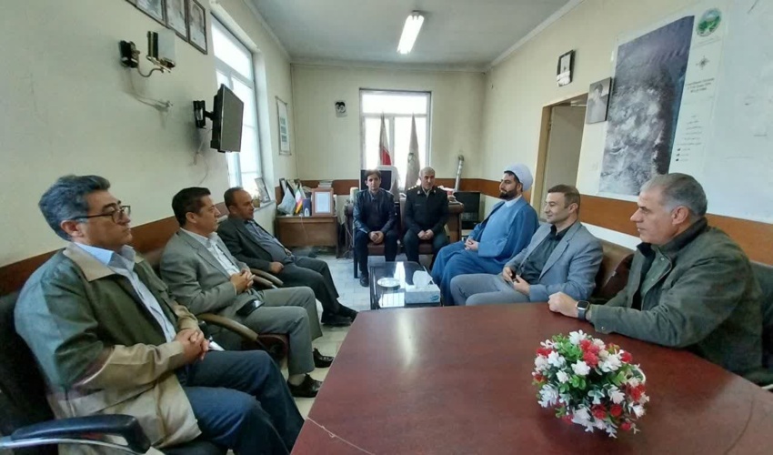دیدارمدیرکل منابع طبیعی و آبخیزداری استان اردبیل با فرمانده یگان حفاظت منابع طبیعی به مناسبت هفته نیروی انتظامی